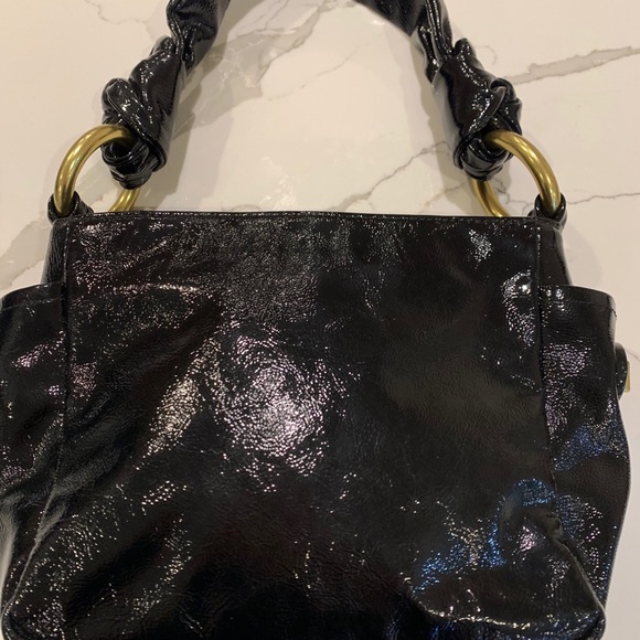 Coach black patent leather bag with thick strap - Picture 4 of 6